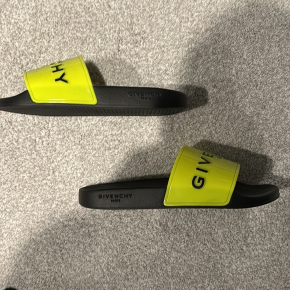 Givenchy slides size 46 - Picture 2 of 3